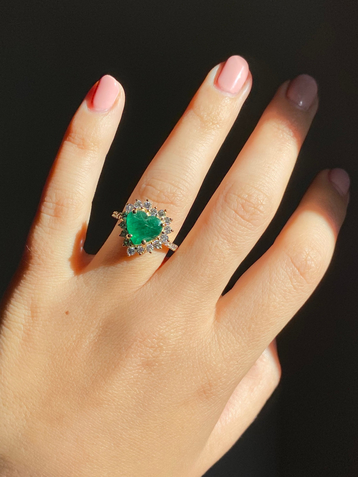 Vintage 14k Emerald Diamond Halo Heart Ring