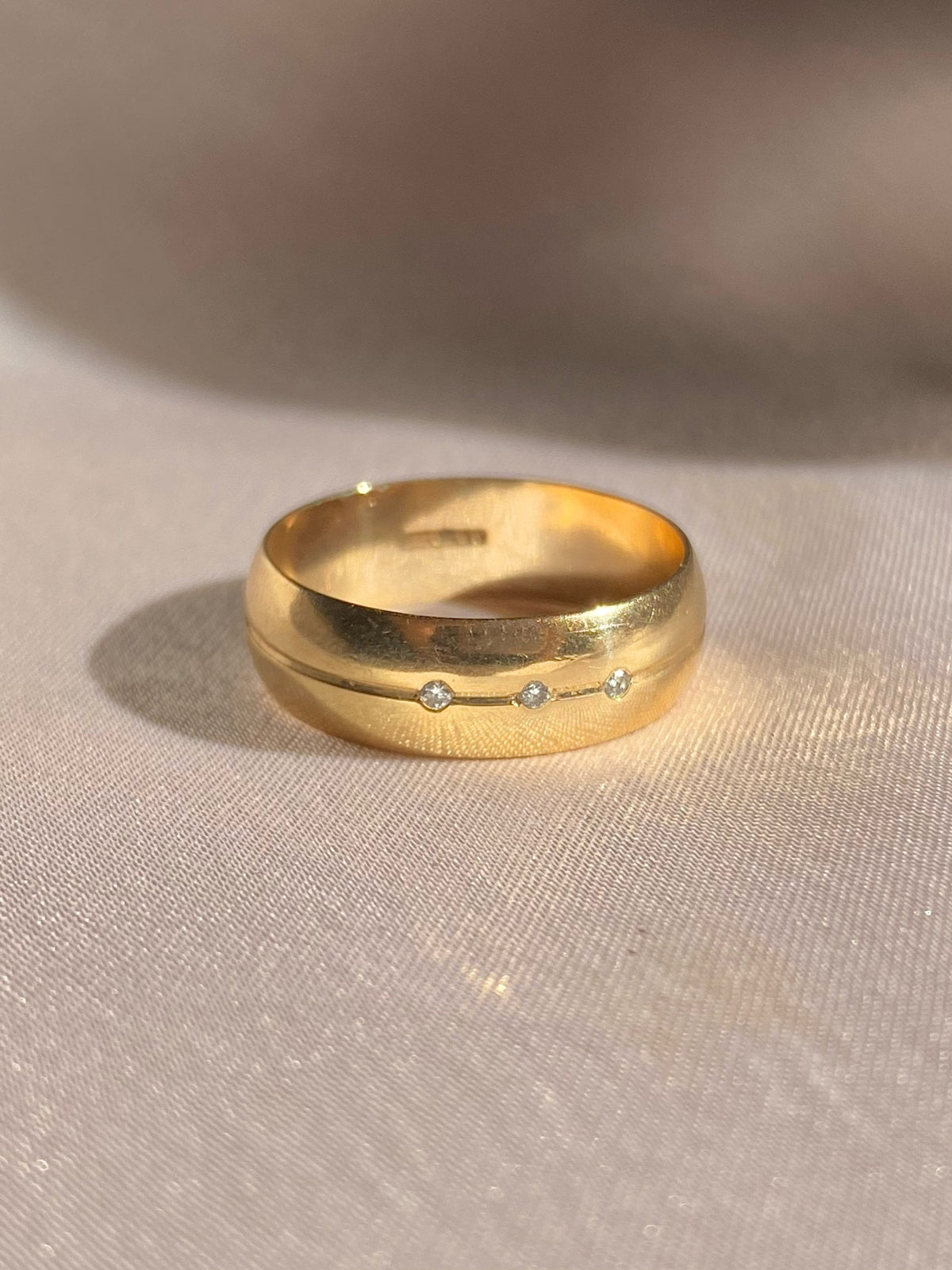Vintage 9k Diamond Wide Band 1984