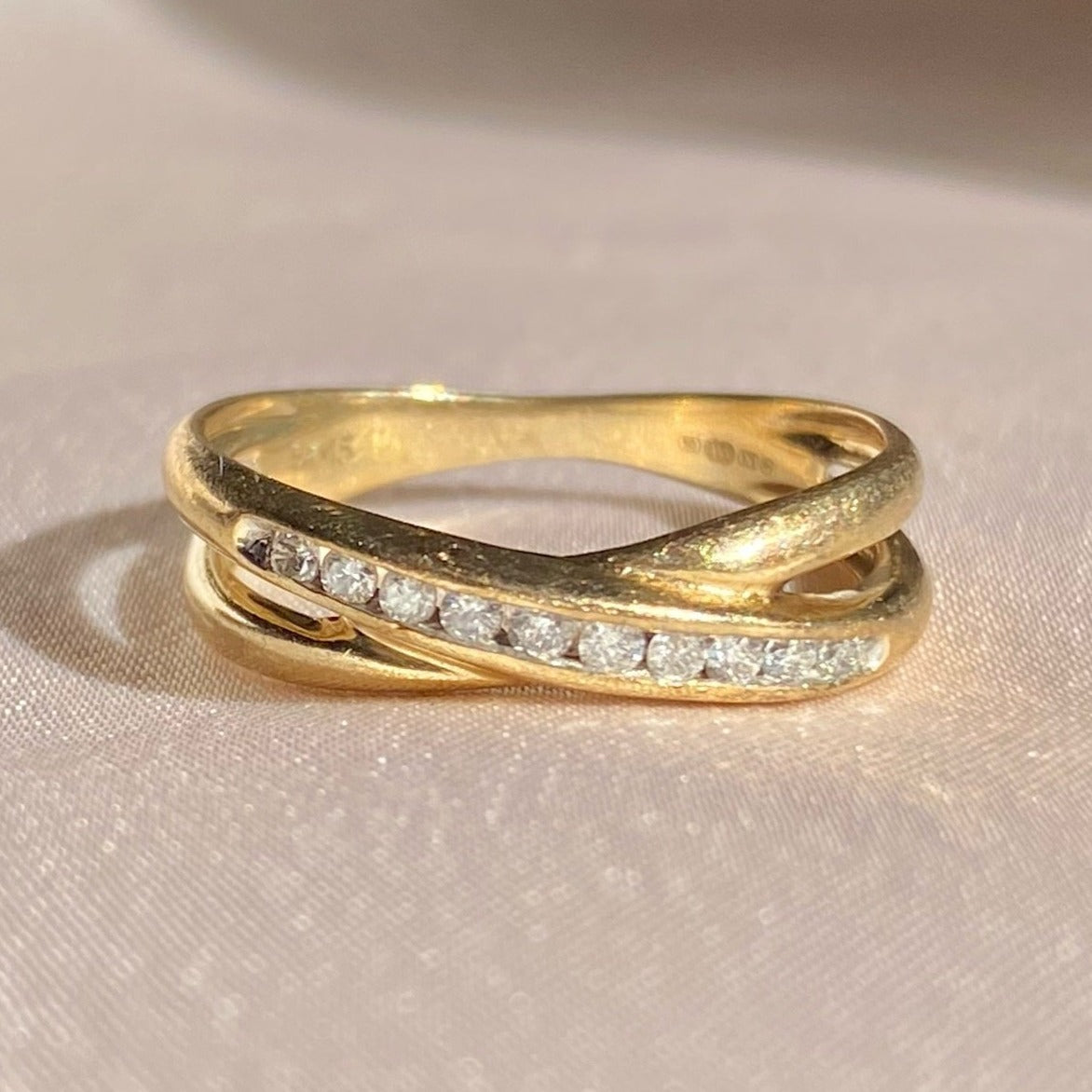 Vintage 9k Diamond Channel Crossover Band