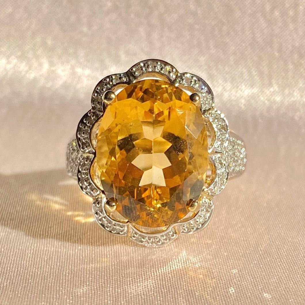 Vintage 9k Citrine Diamond Flower Cluster Cocktail Ring