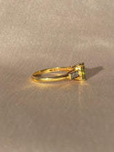 Load image into Gallery viewer, Vintage 18k Peridot Diamond Ring
