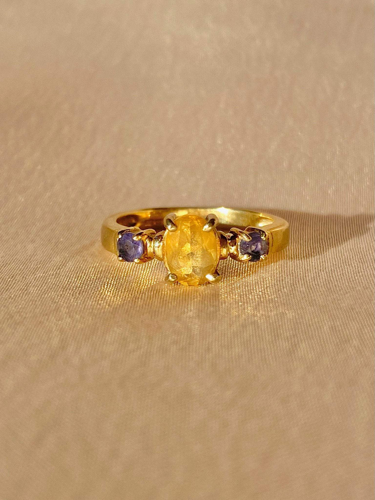 Vintage 9k Citrine Tanzanite Ring
