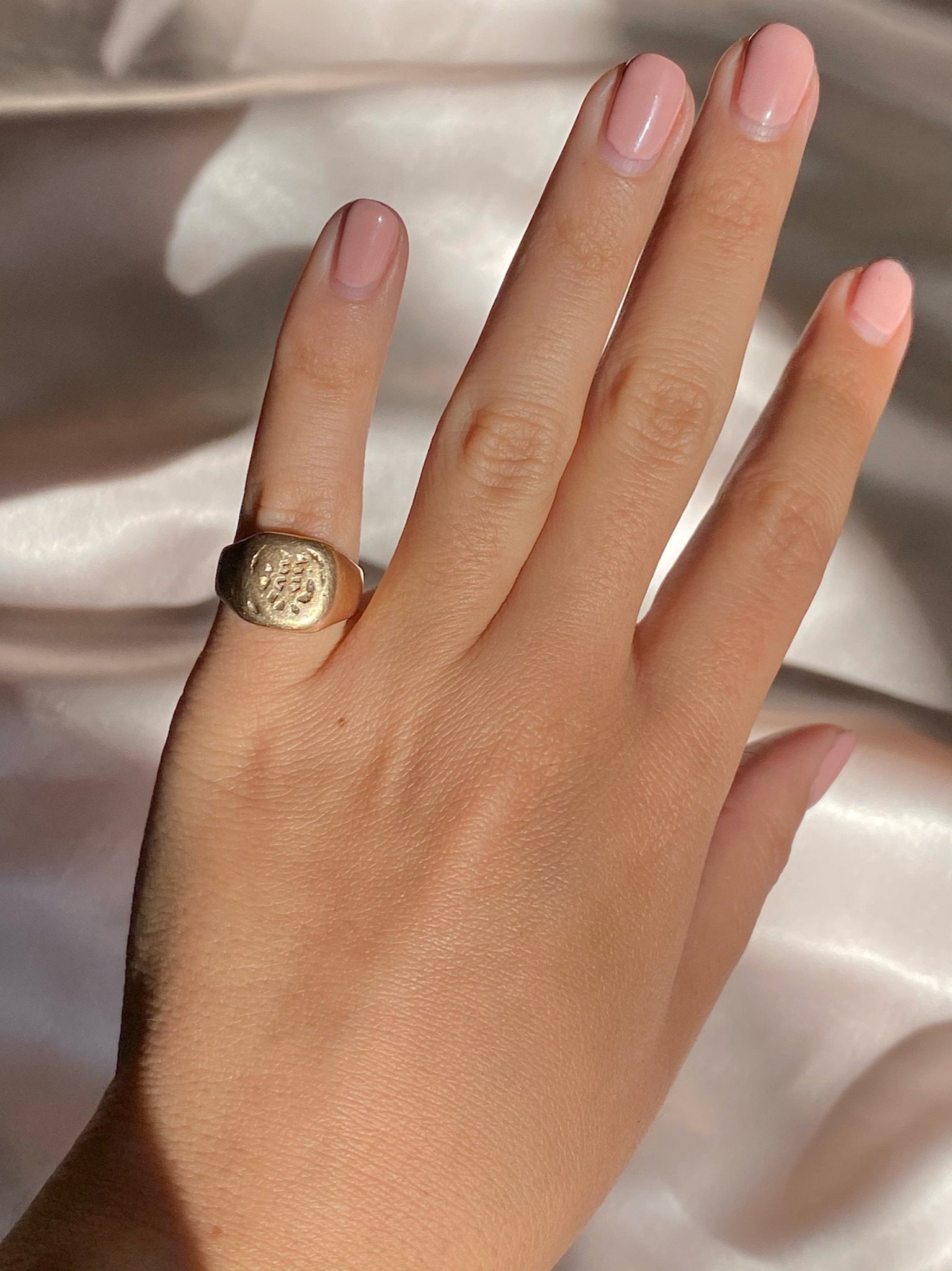 Antique 9k Rose Gold Asian Script Signet Ring 1920s – 23carat