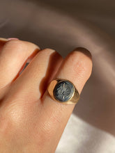 Load image into Gallery viewer, Vintage 9k Hematite Intaglio Signet Ring 1973
