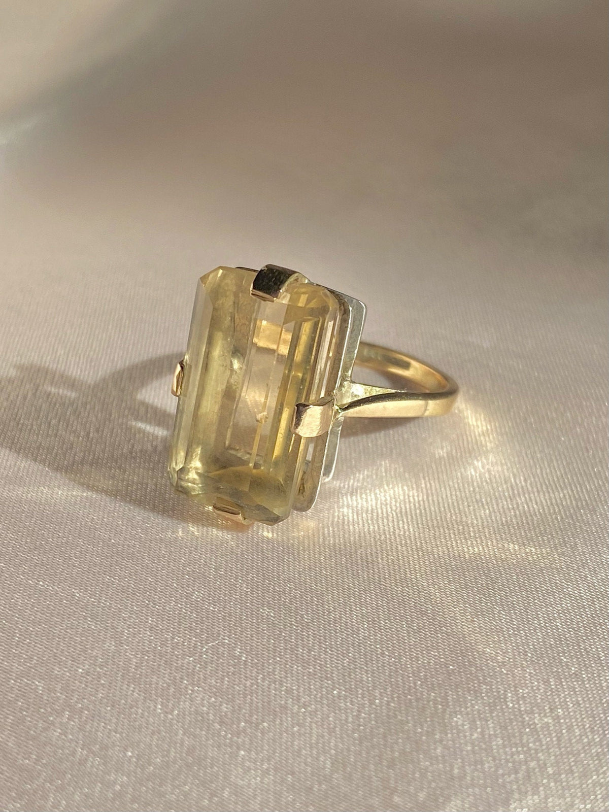 Vintage 9k Pale Citrine Cocktail Ring 1984