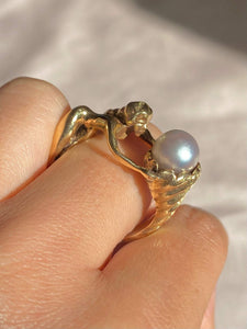 Vintage 9k Pearl Mermaid Conch Shell Ring