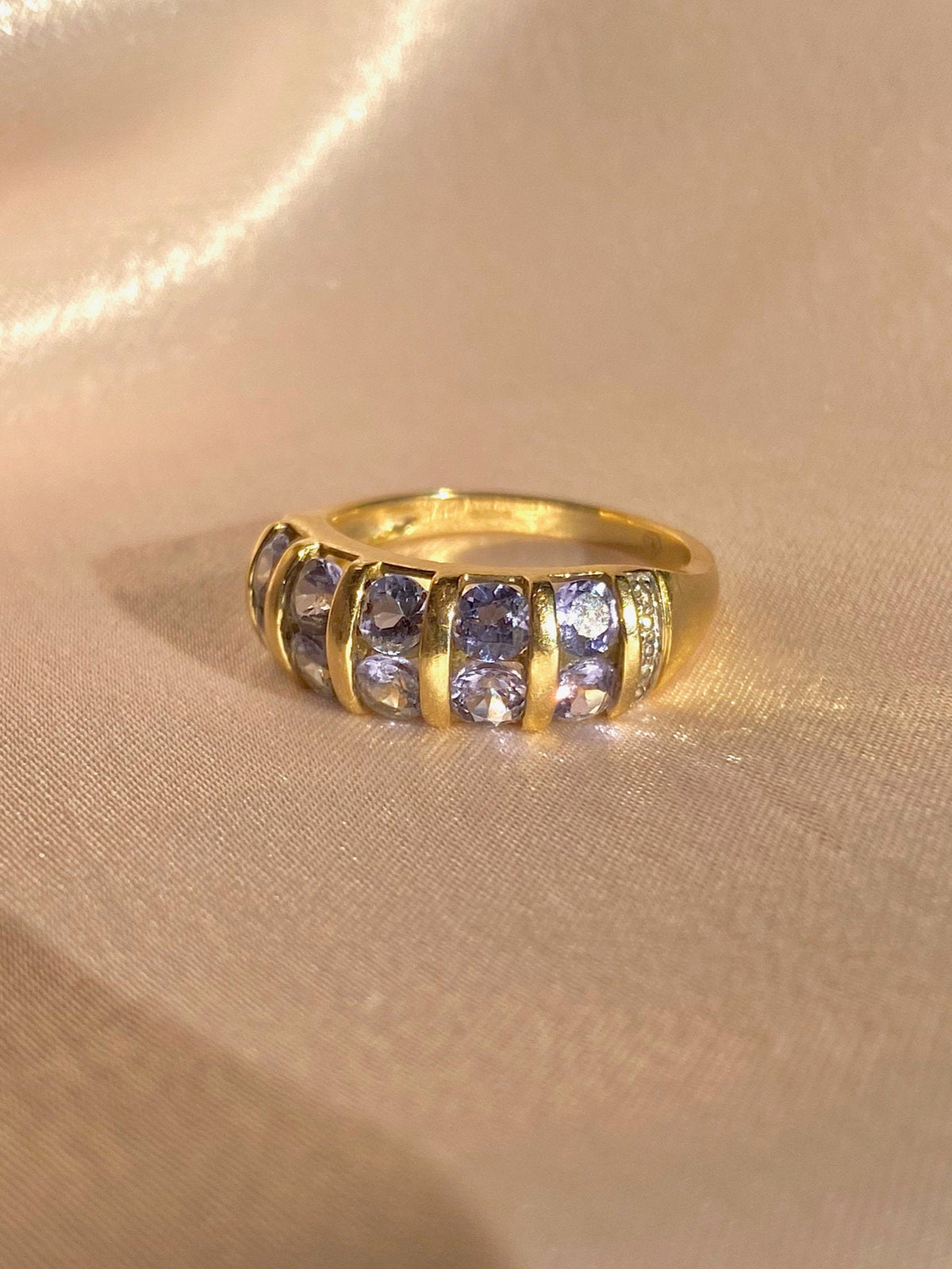 Vintage 9k Tanzanite Diamond Channel Bombe Ring