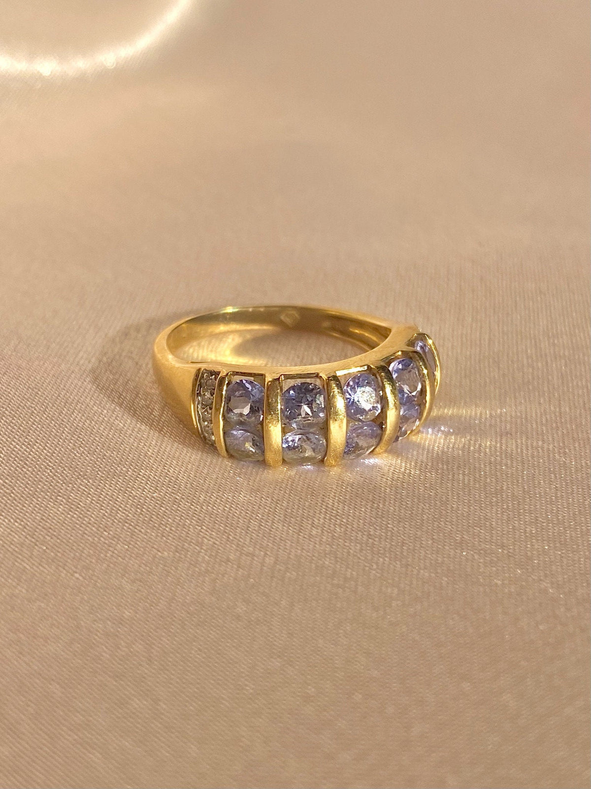 Vintage 9k Tanzanite Diamond Channel Bombe Ring