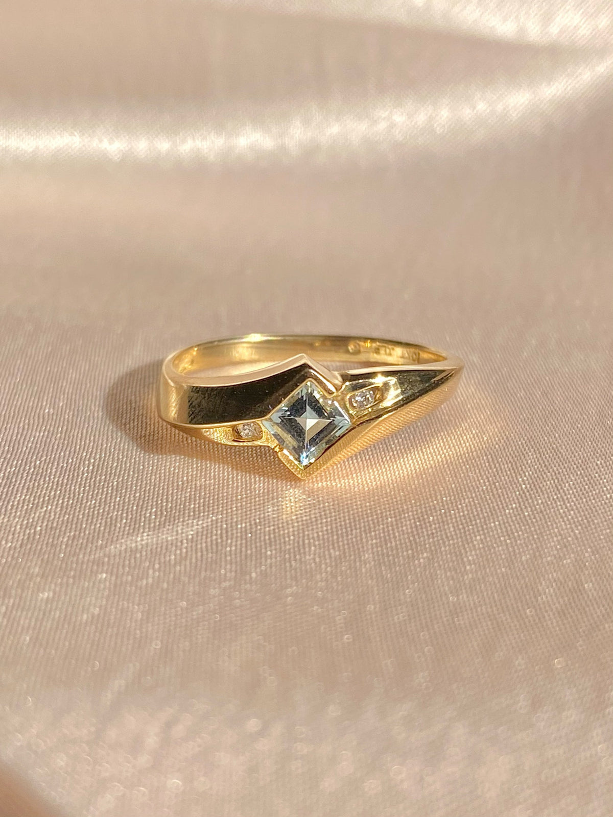 Vintage 10k Asscher Aquamarine Diamond Ring