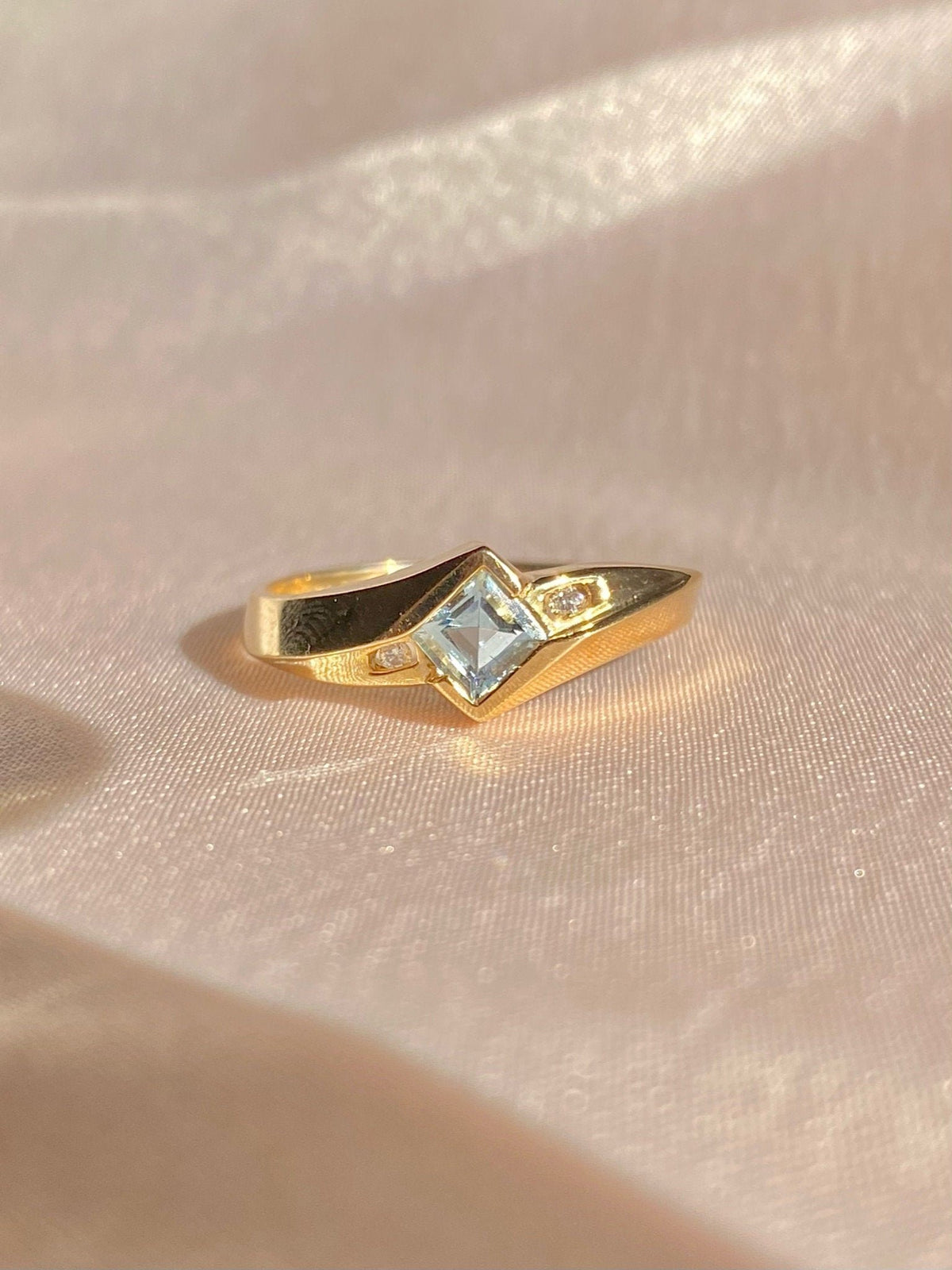 Vintage 10k Asscher Aquamarine Diamond Ring
