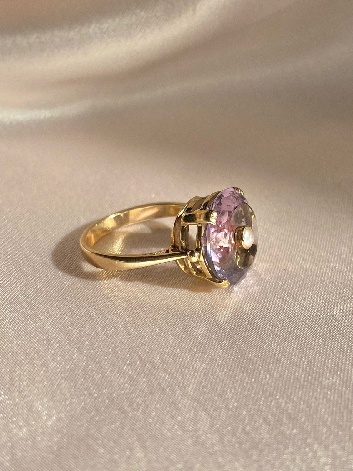 Vintage 9k Amethyst Pearl Target Ring