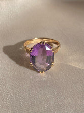 Load image into Gallery viewer, Vintage 9k Amethyst Oval Cocktail Ring
