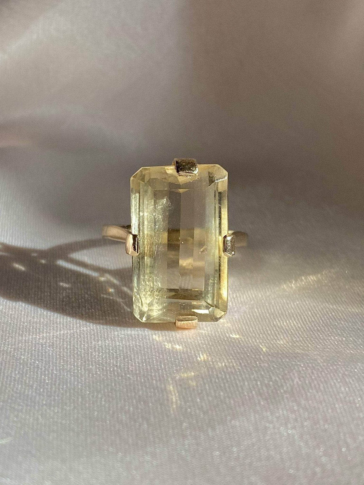 Vintage 9k Pale Citrine Cocktail Ring 1984
