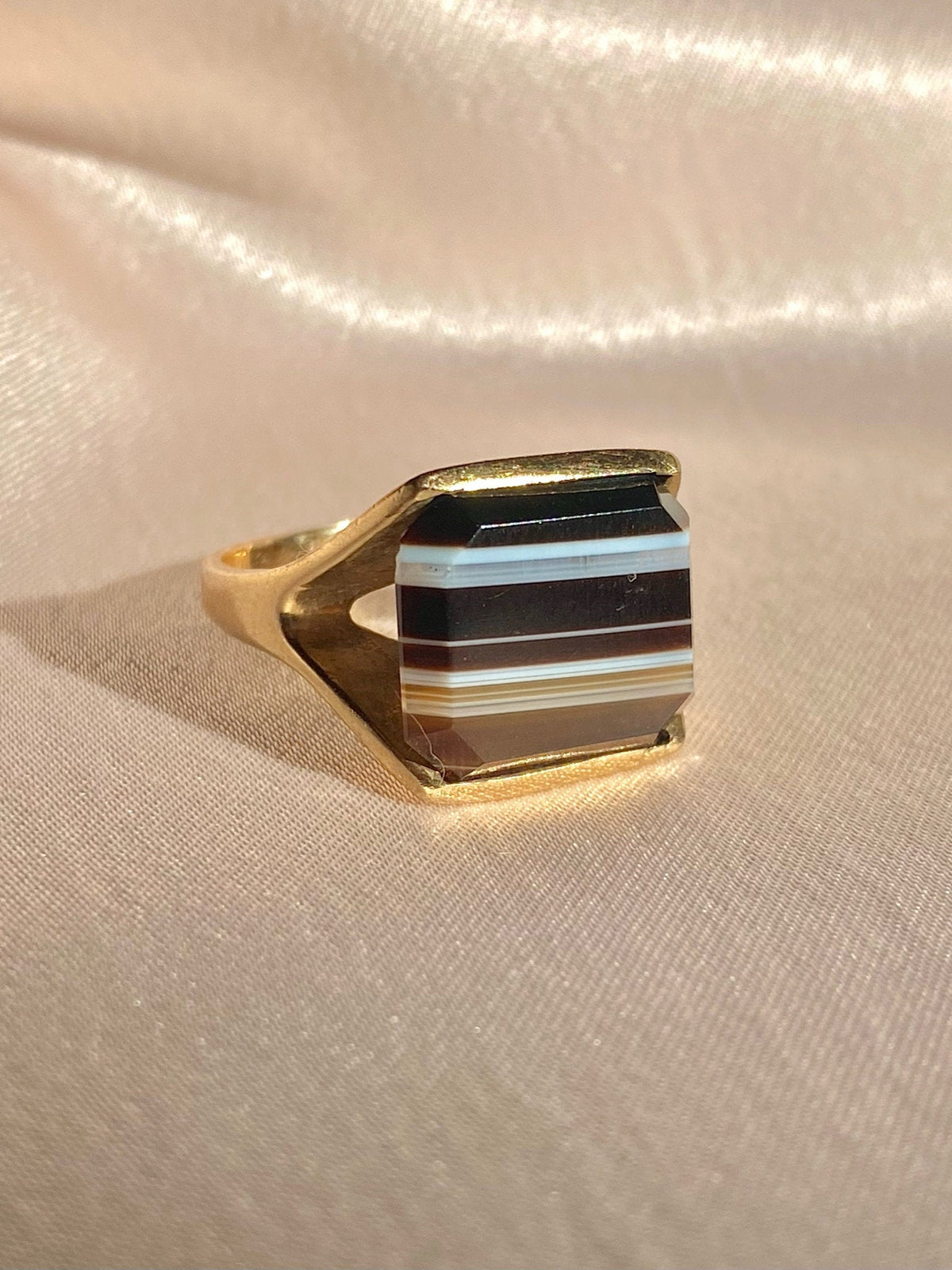 Vintage 9k Brown Striped Agate Split Ring 1992