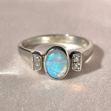 Load image into Gallery viewer, Vintage 9k White Gold Opal Diamond Ring 1983
