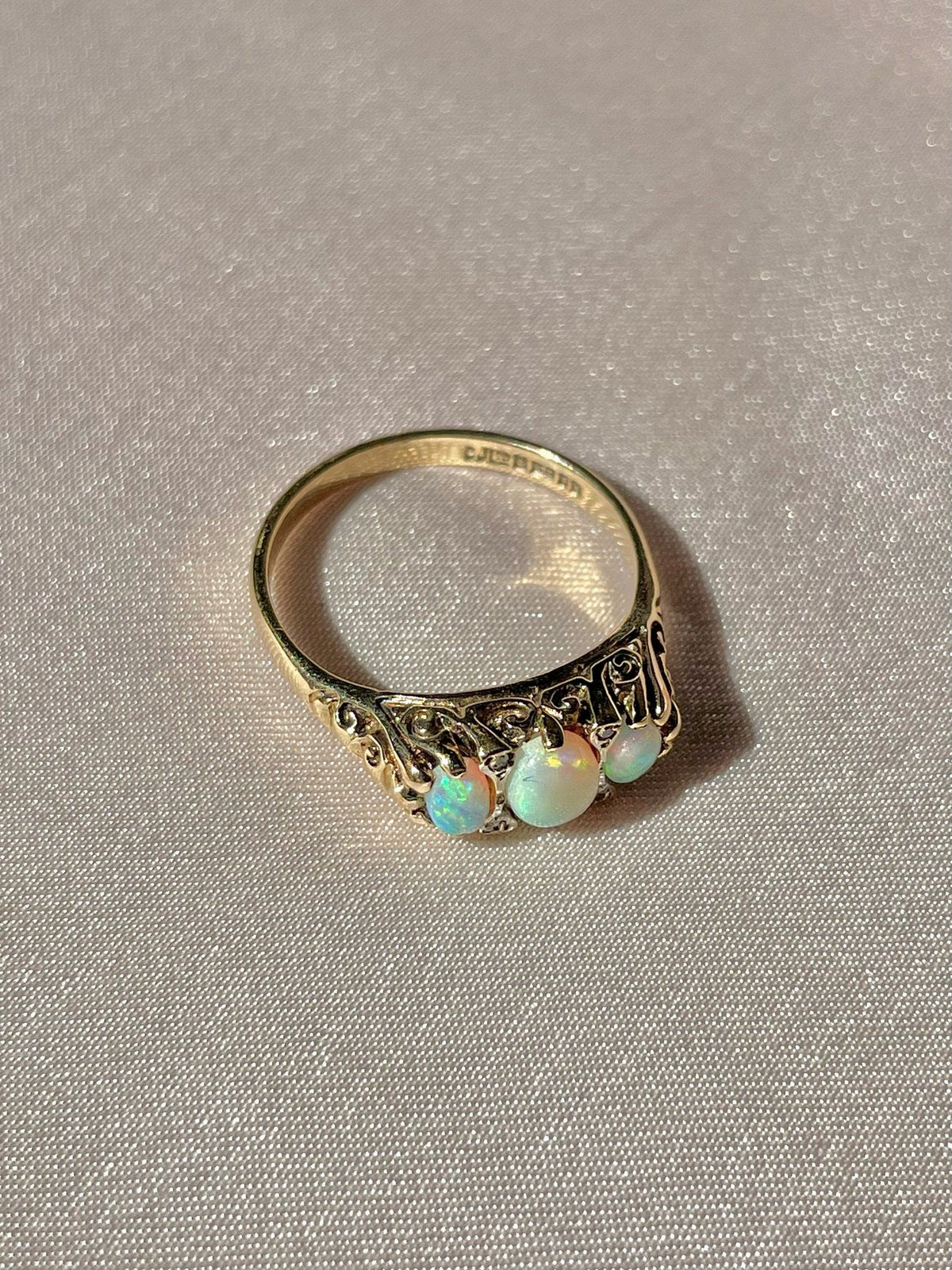 Vintage 9k Opal Diamond Cabochon Boat Ring 1987