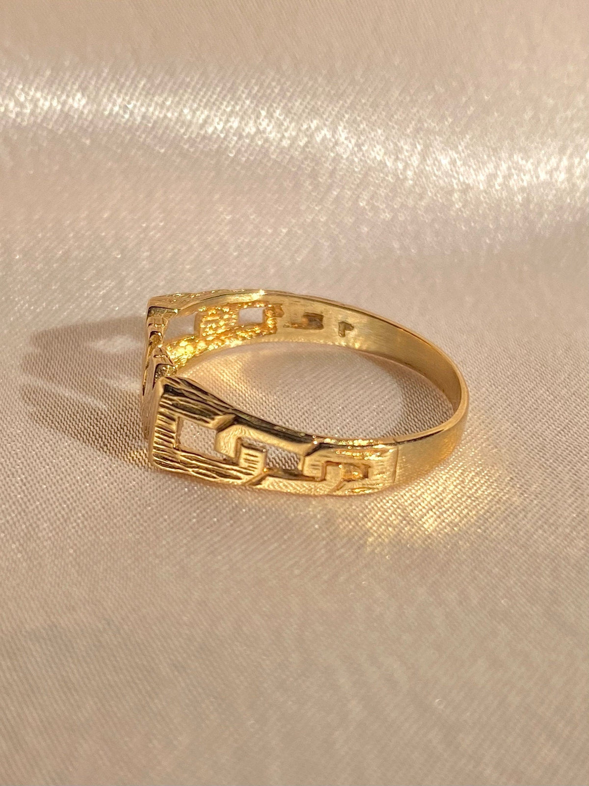 Vintage 9k Mom MUM Ring