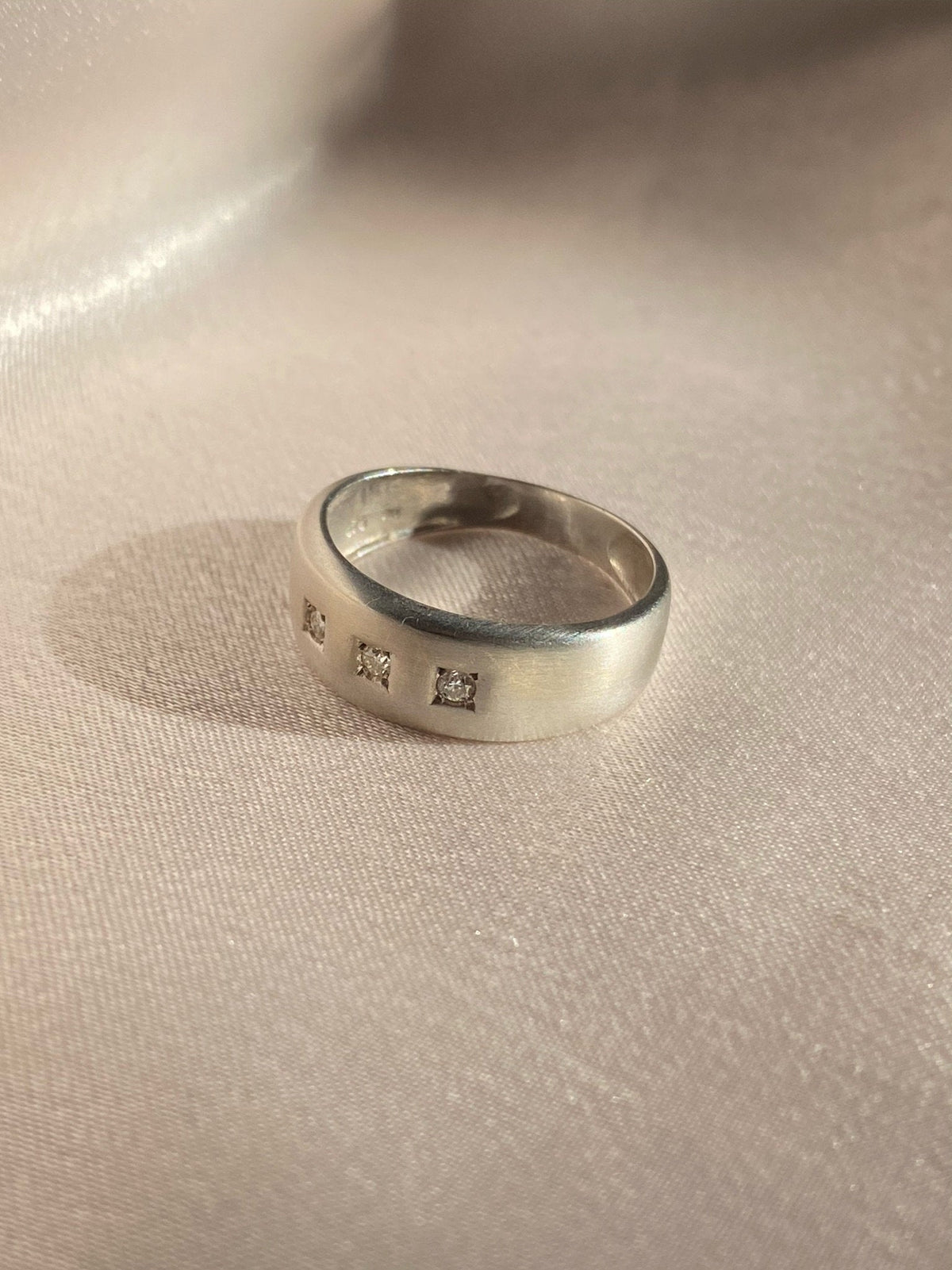 Vintage 9k White Gold Diamond Square Gypsy Ring