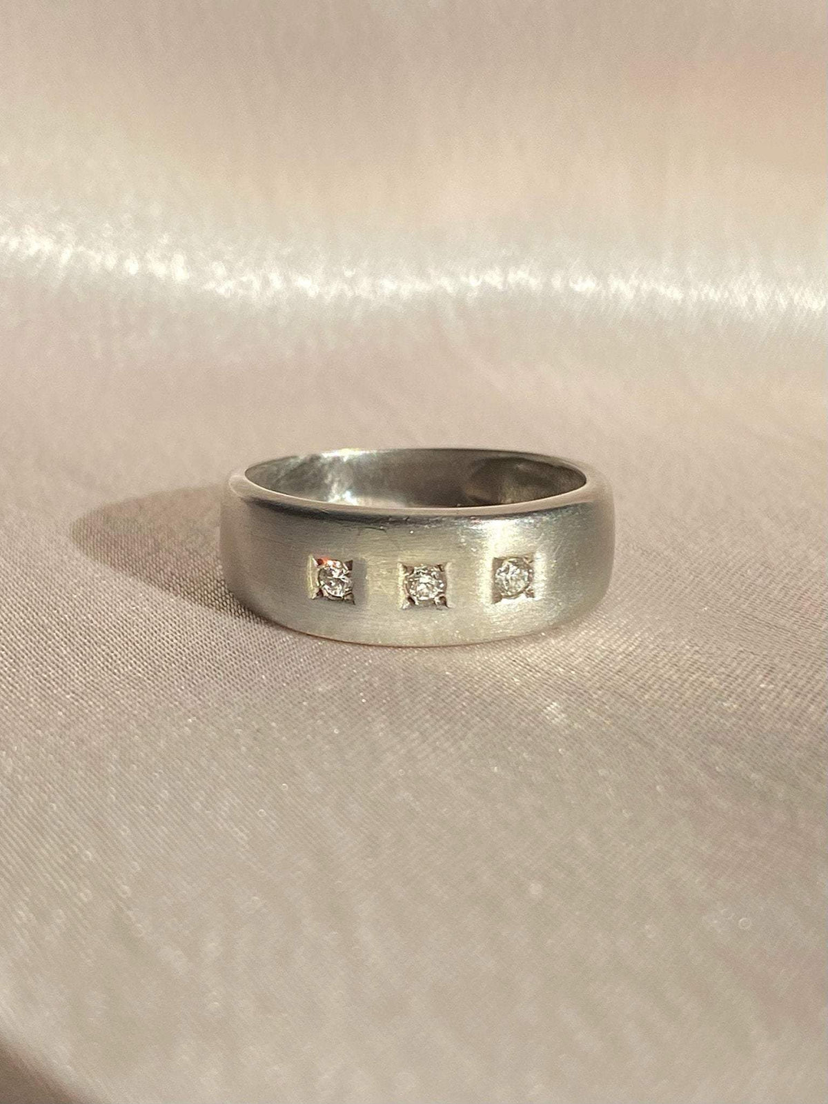 Vintage 9k White Gold Diamond Square Gypsy Ring