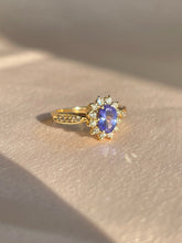 Load image into Gallery viewer, Vintage 14k Tanzanite Diamond Flower Engagement Ring
