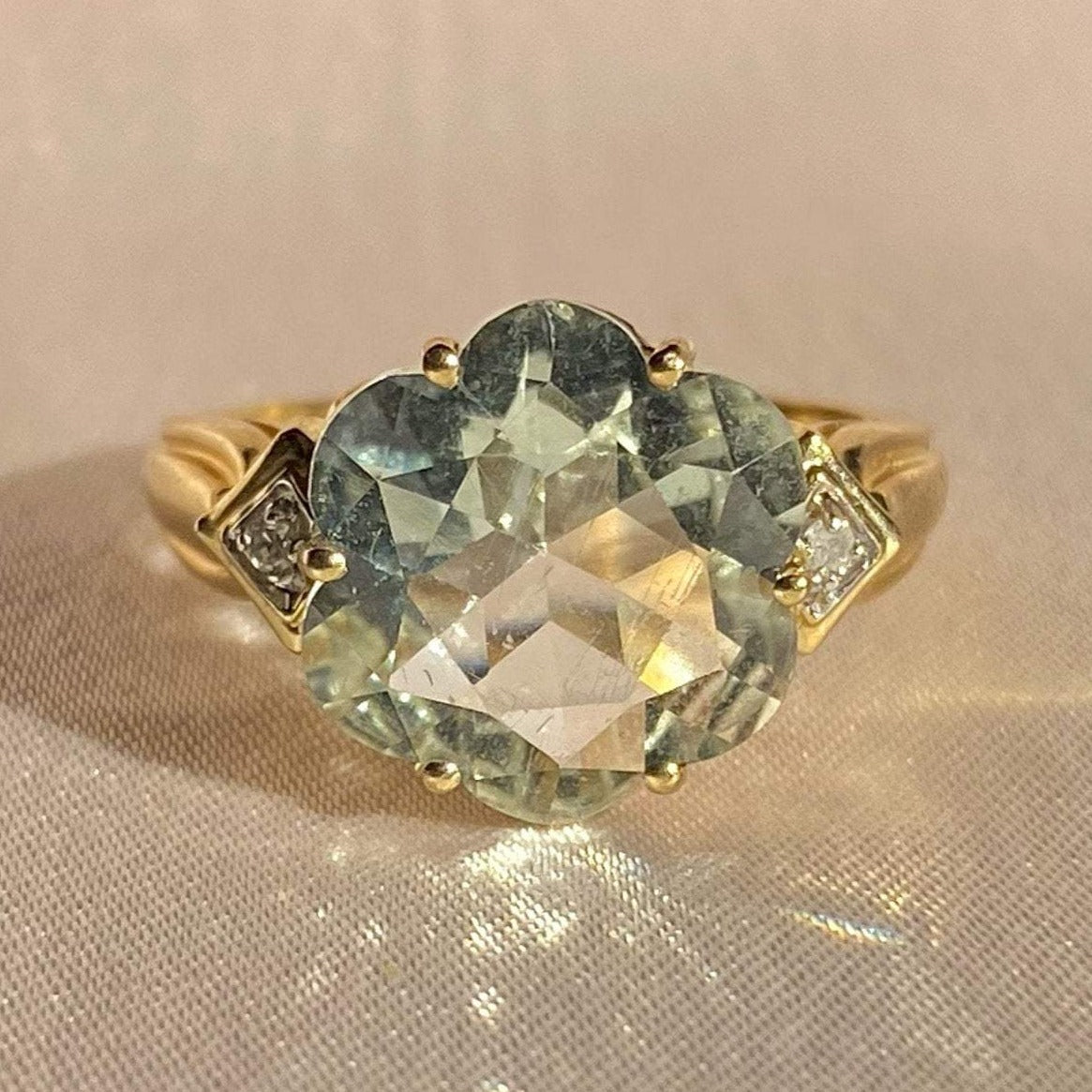 Vintage 10k Green Amethyst Diamond Floral Ring