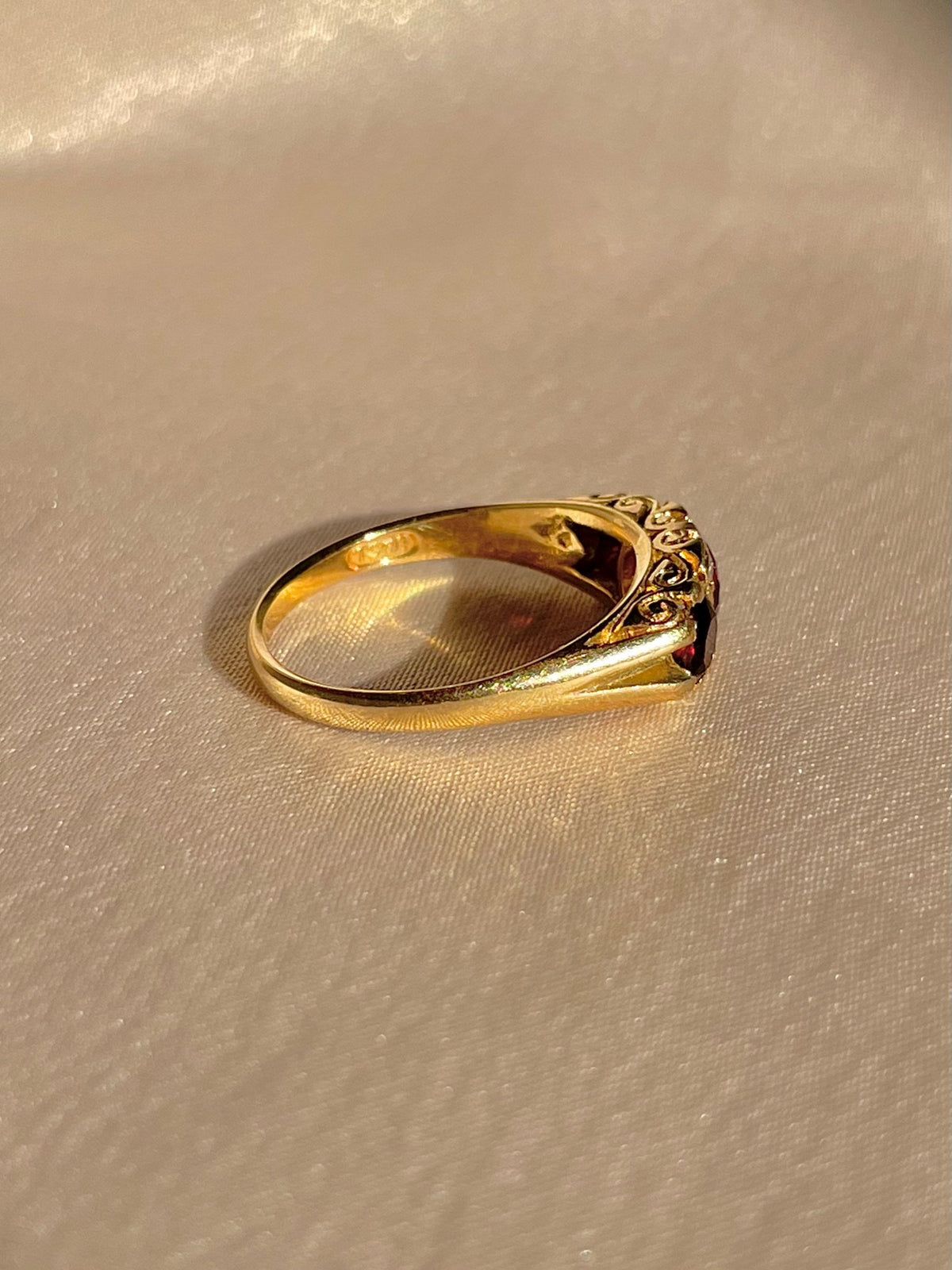 Vintage 9k Garnet Diamond Boat Ring 1963