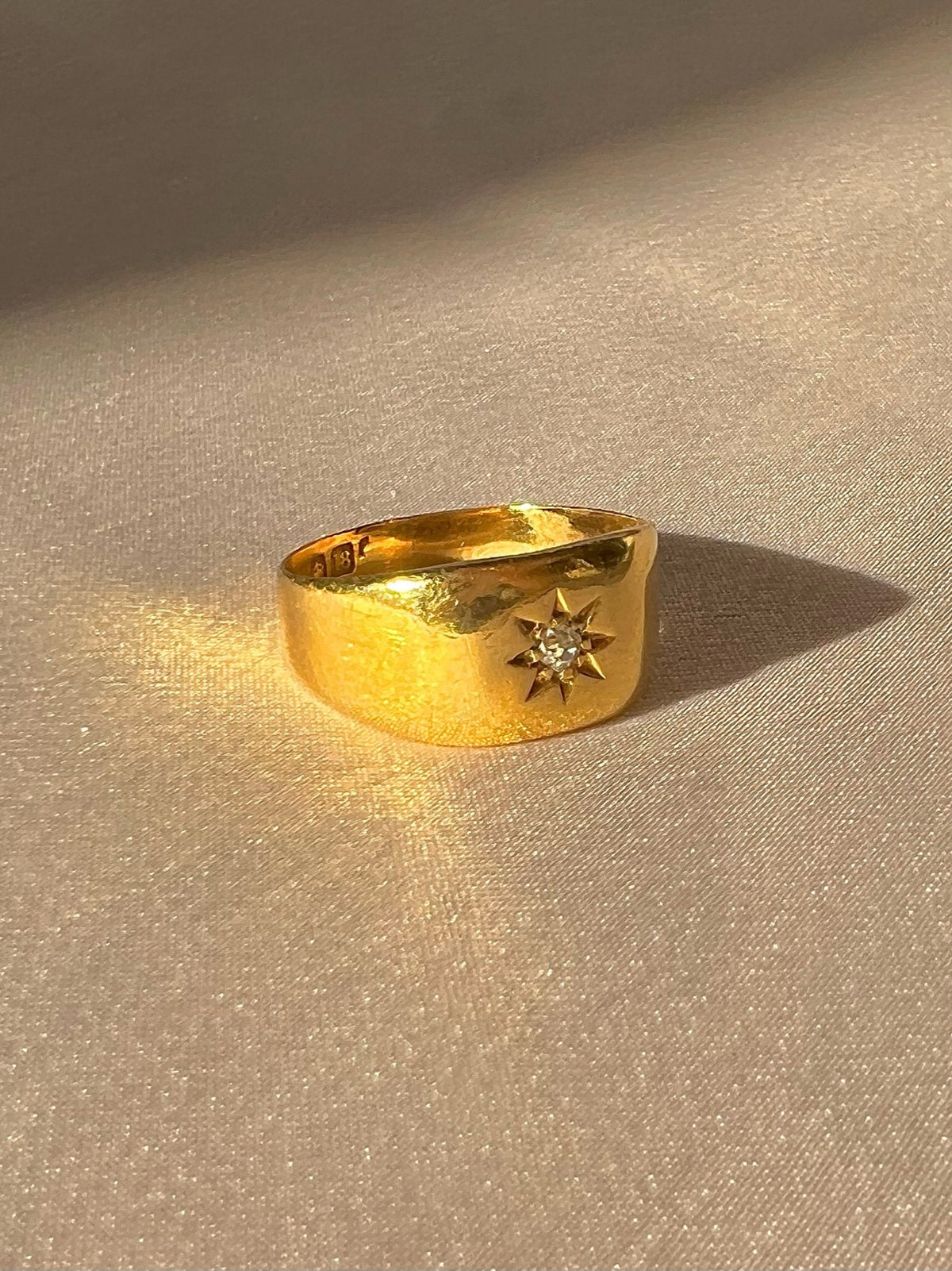 Antique 18k Diamond Solitaire Starburst Signet Ring