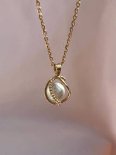 Load image into Gallery viewer, Antique 9k Caged Pearl Necklace
