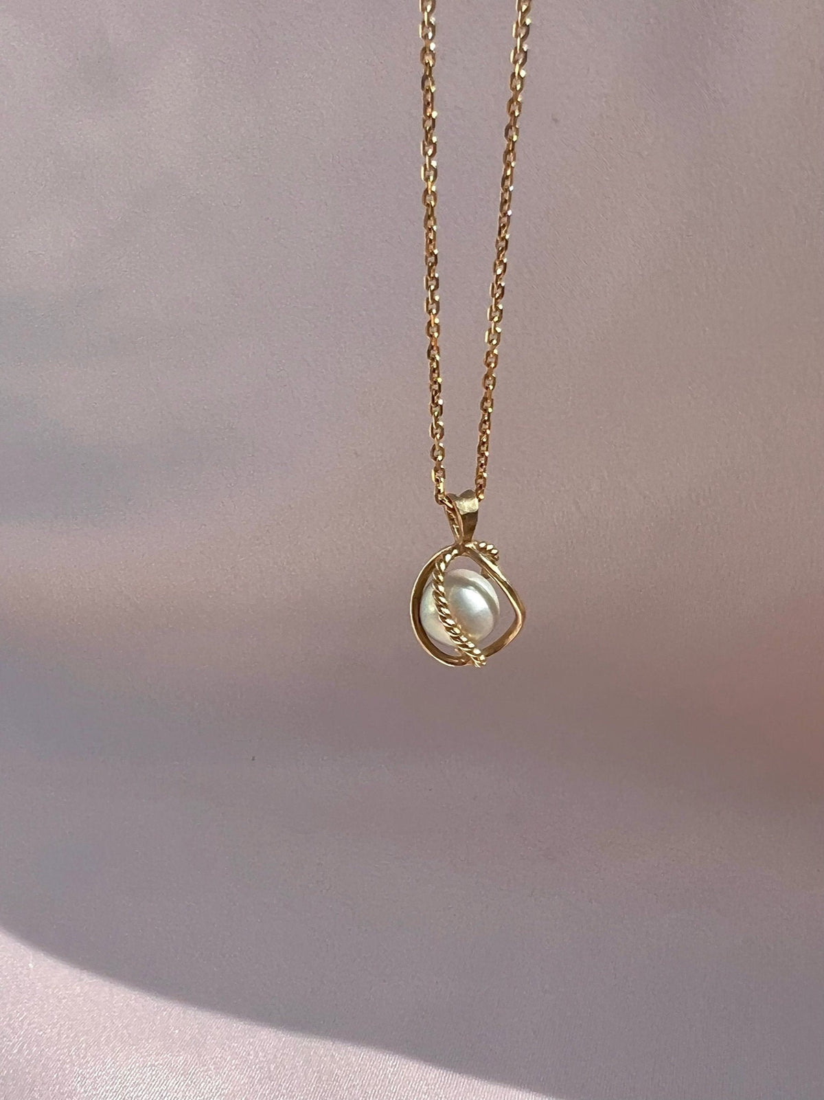 Antique 9k Caged Pearl Necklace