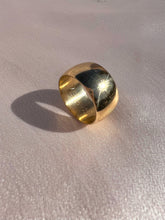 Load image into Gallery viewer, Vintage 14k Wide Cigar Band Ring 1972
