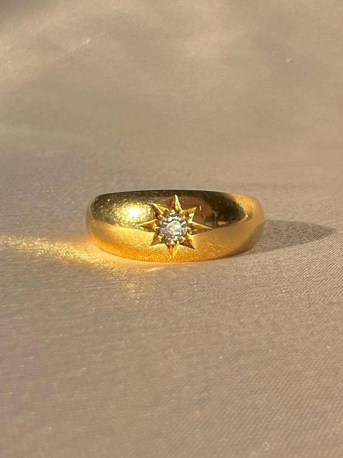 Antique 18k Diamond Solitaire Starburst Ring 1914