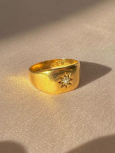 Load image into Gallery viewer, Antique 18k Diamond Solitaire Starburst Signet Ring
