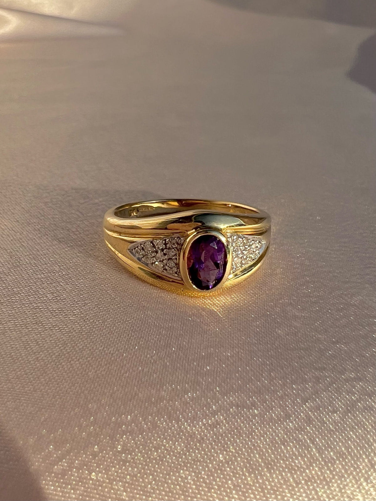 Contemporary 9k Amethyst Diamond Eye Ring