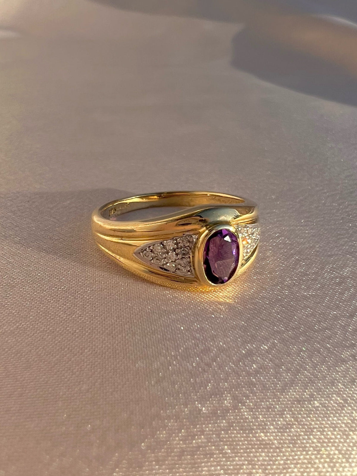 Contemporary 9k Amethyst Diamond Eye Ring
