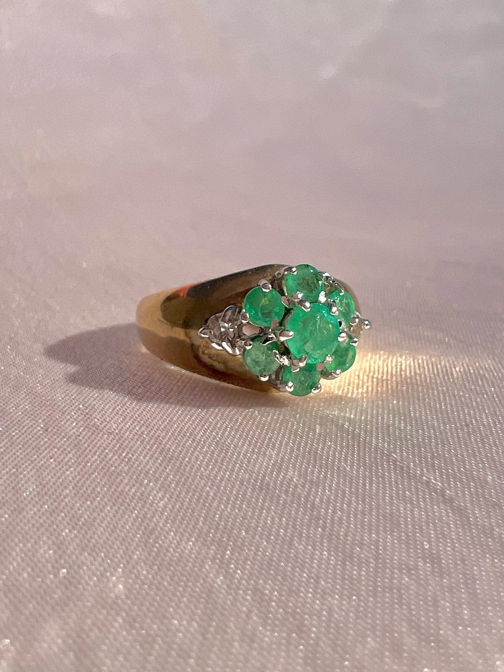 Vintage 9k Emerald Diamond Flower Cluster Ring 1980