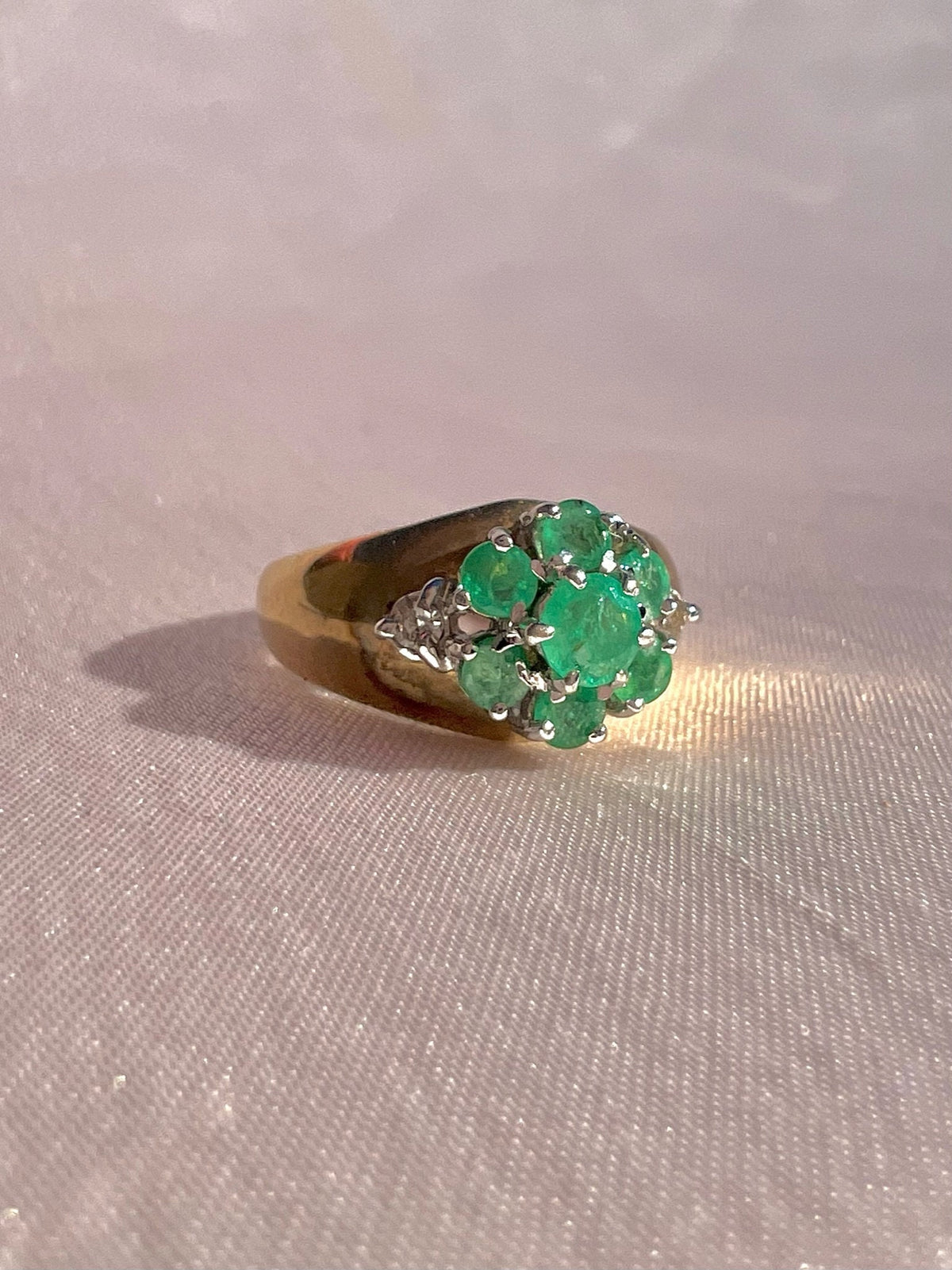 Vintage 9k Emerald Diamond Flower Cluster Ring 1980