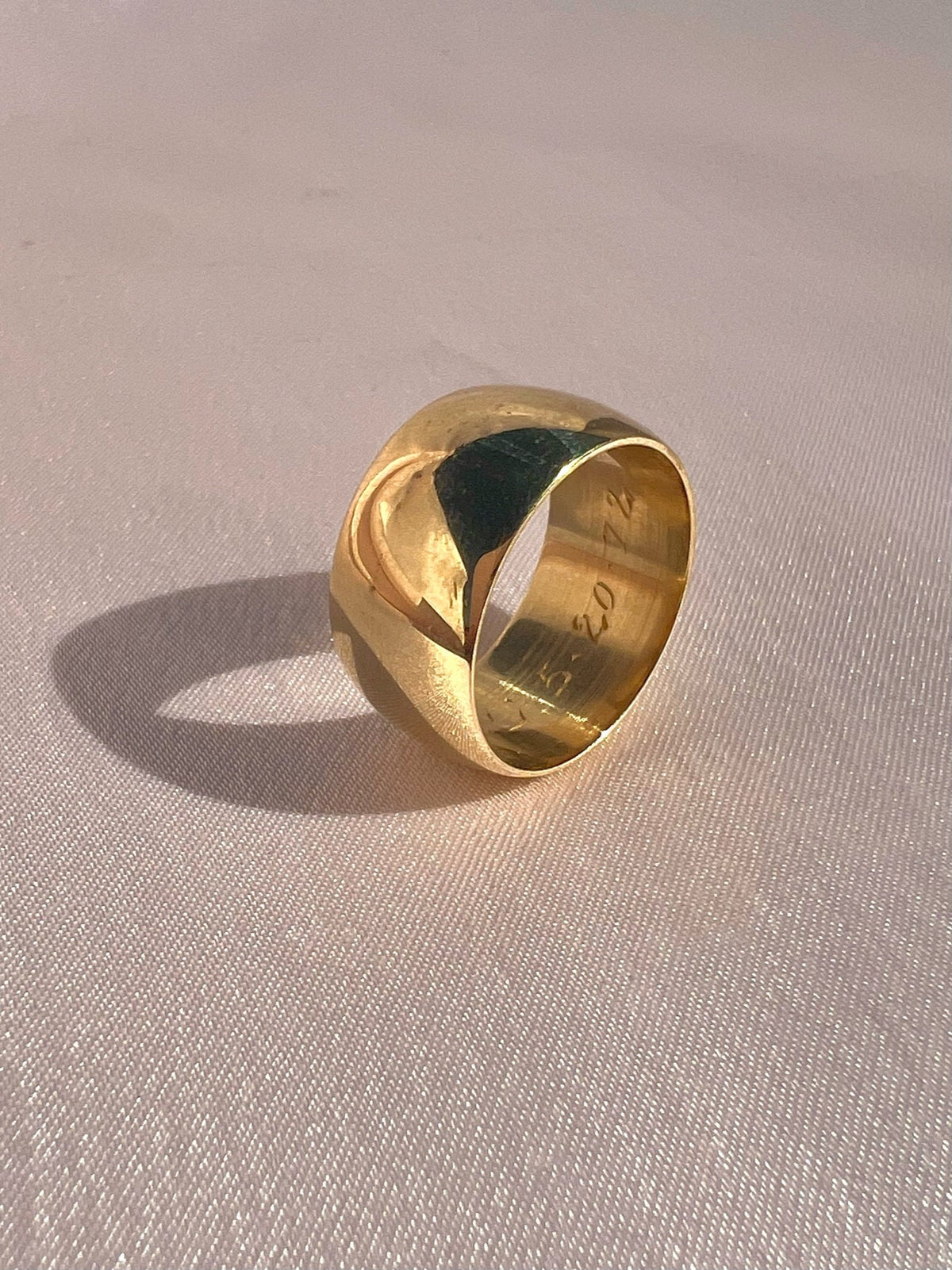 Vintage 14k Wide Cigar Band Ring 1972