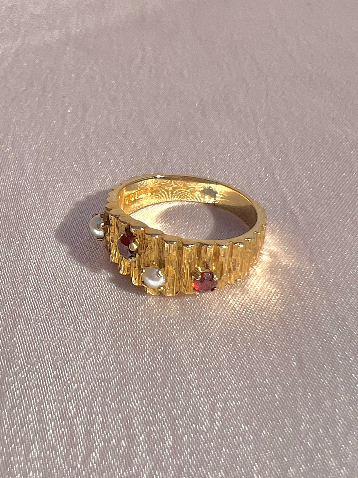 Vintage 9k Garnet Pearl Brutalist Ring 1967