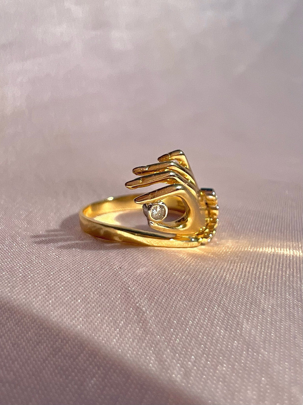 Vintage 18k Diamond Mano Bracelet Ring