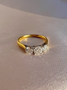 Vintage 18k Diamond Trilogy Ring 1.00 CTW