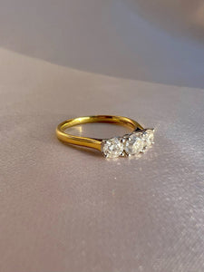 Vintage 18k Diamond Trilogy Ring 1.00 CTW