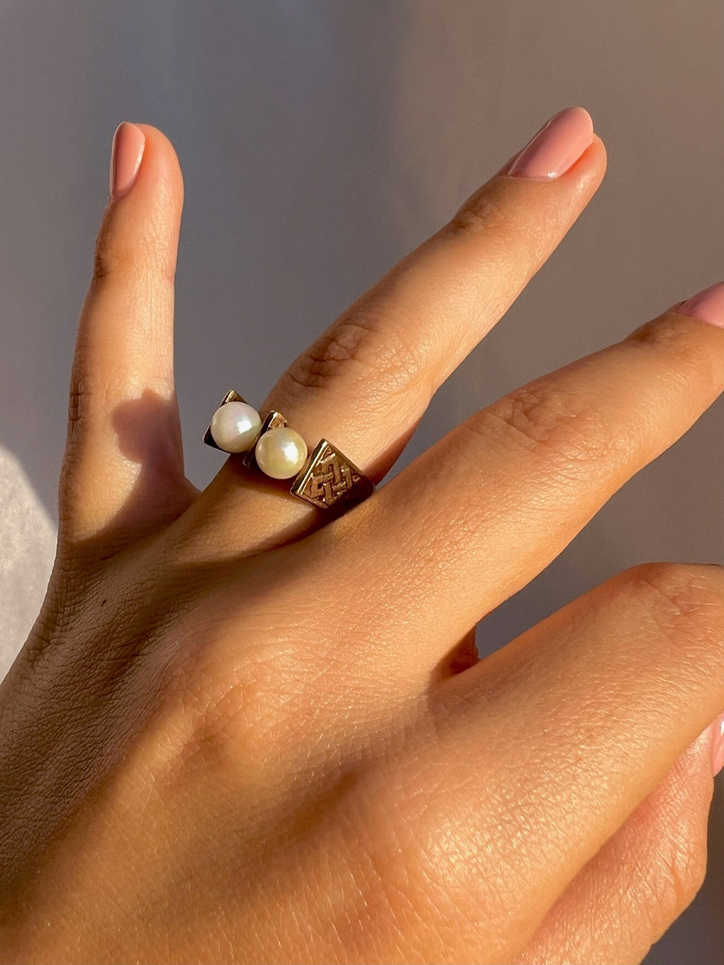 Vintage 9k Double Pearl Celtic Knot Ring 1972