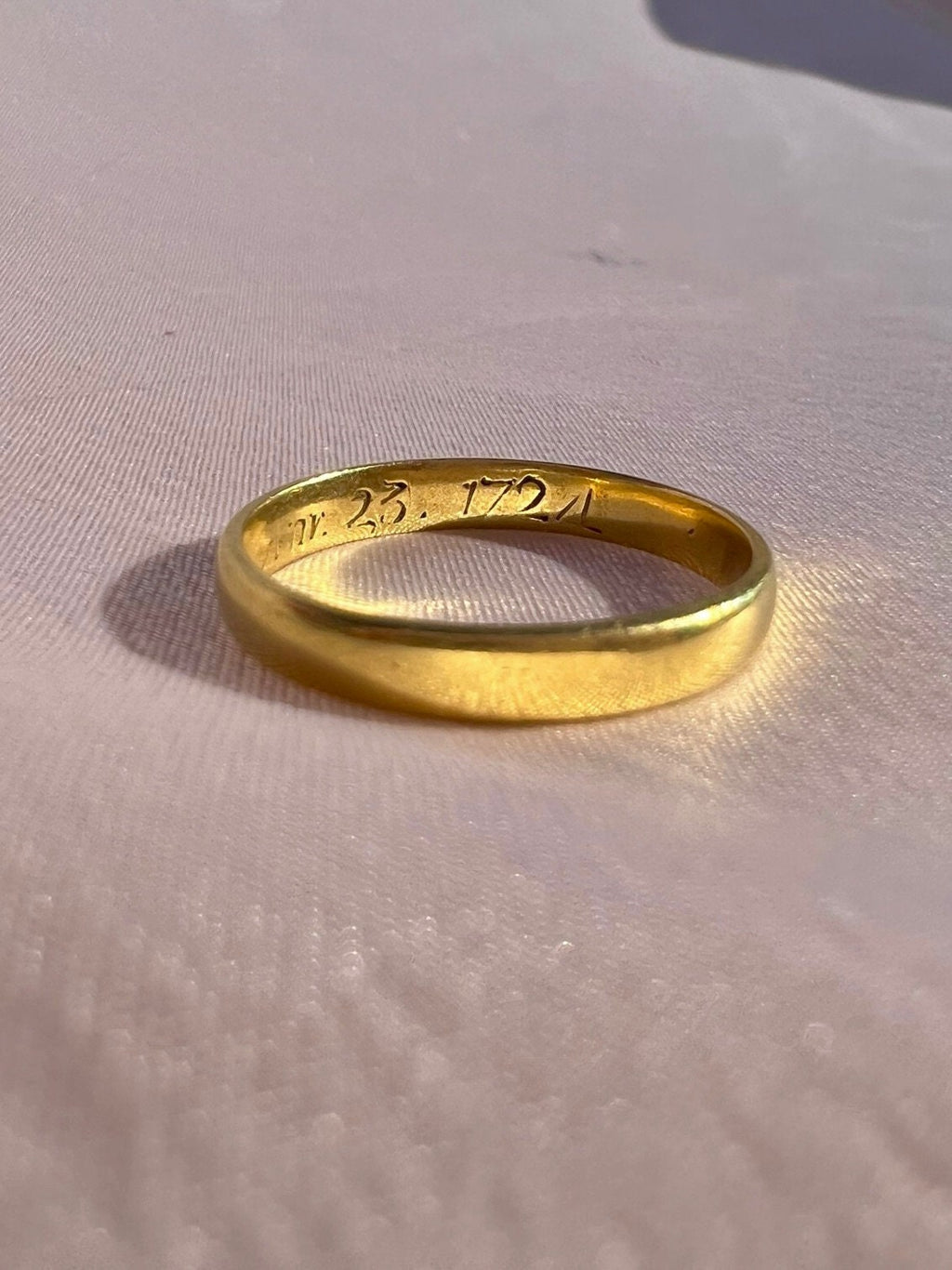 Antique 18k Love Ring 1724