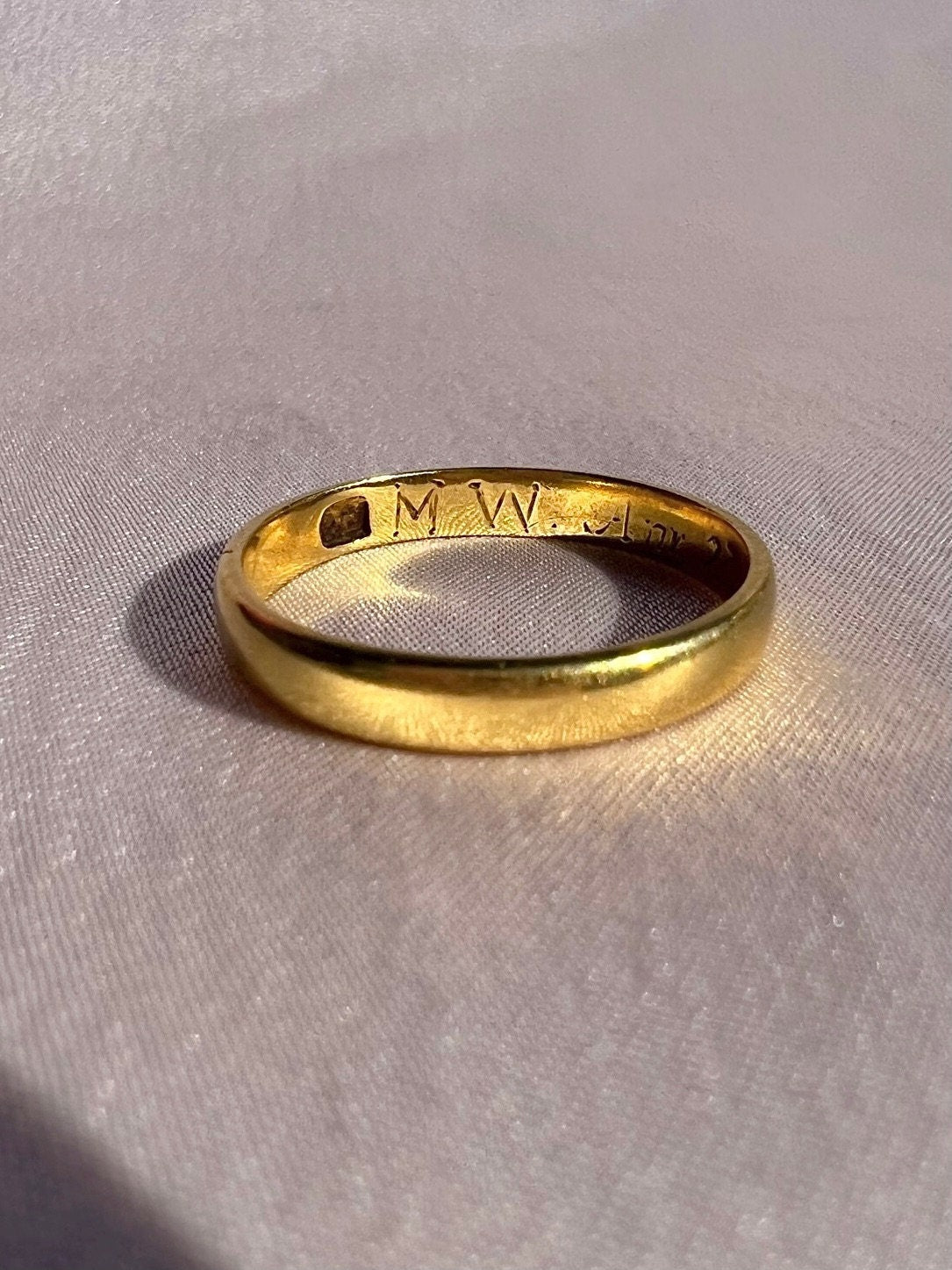 Antique 18k Love Ring 1724