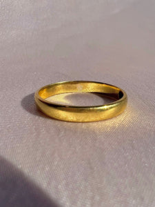 Antique 18k Love Ring 1724