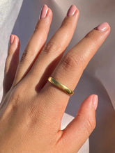 Load image into Gallery viewer, Antique 18k Love Ring 1724
