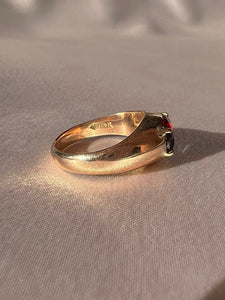 Vintage 14k Garnet Signet Ring