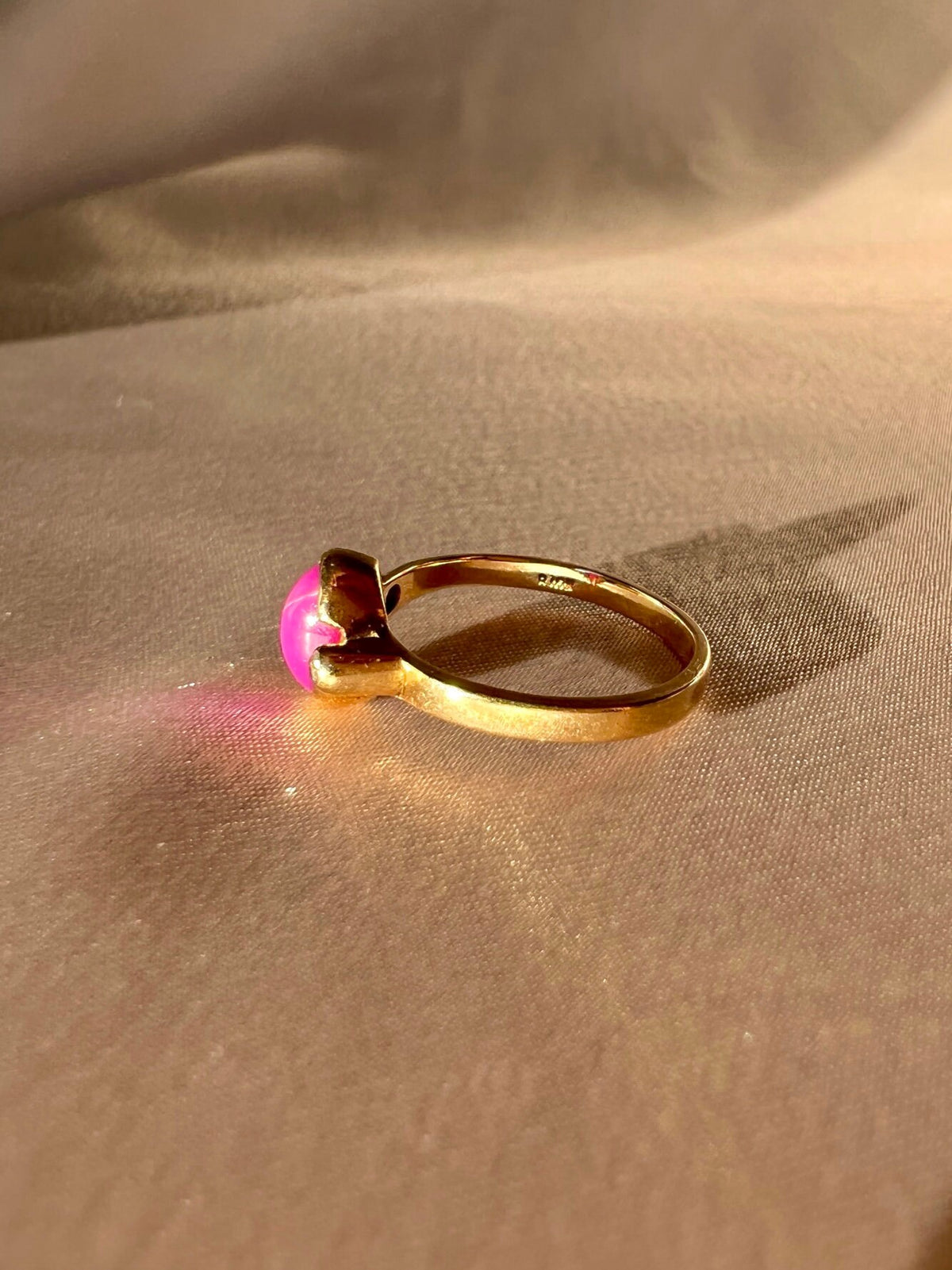 Vintage 10k Star Ruby Cabochon Diamond Ring
