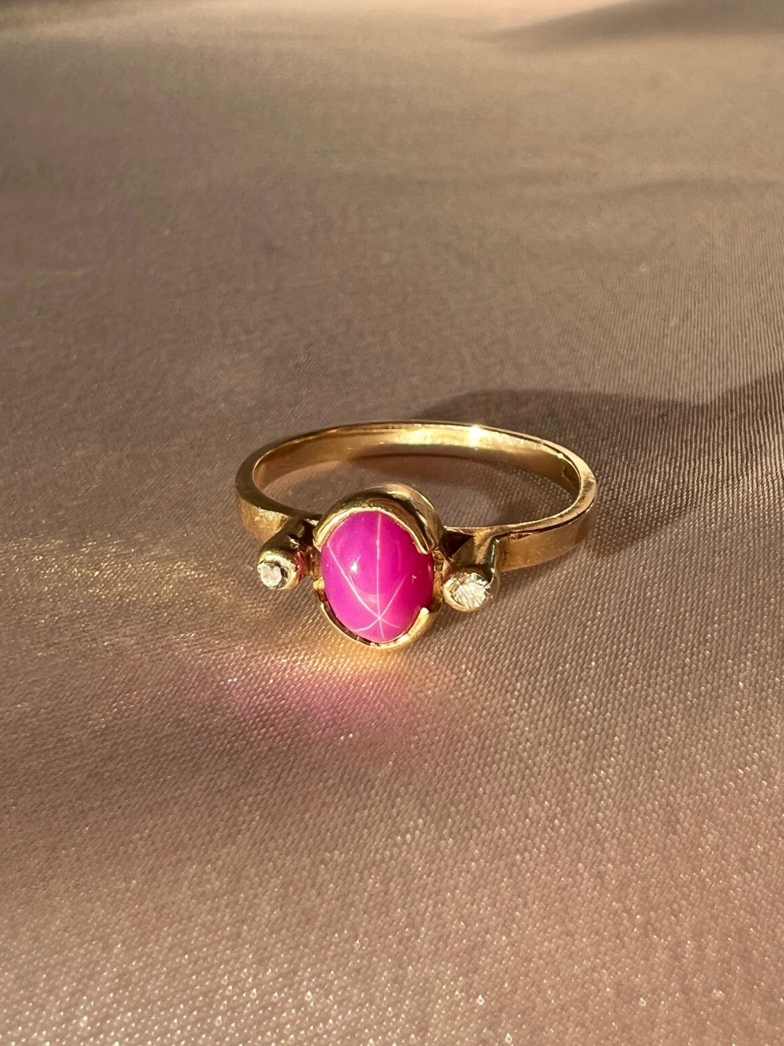 Vintage 10k Star Ruby Cabochon Diamond Ring