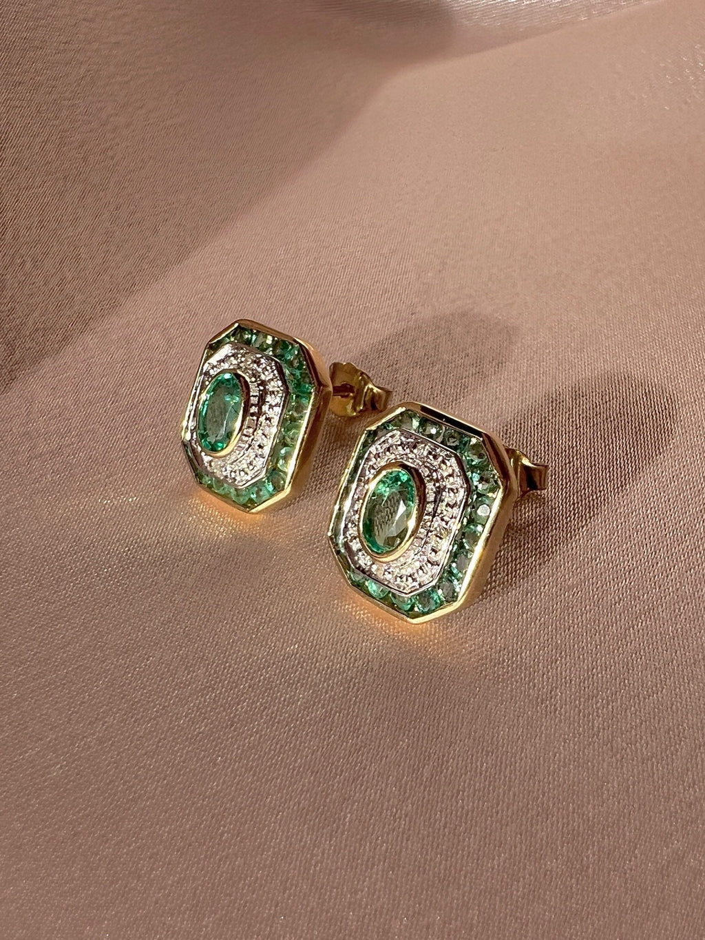 Emerald Diamond Deco Target Earrings